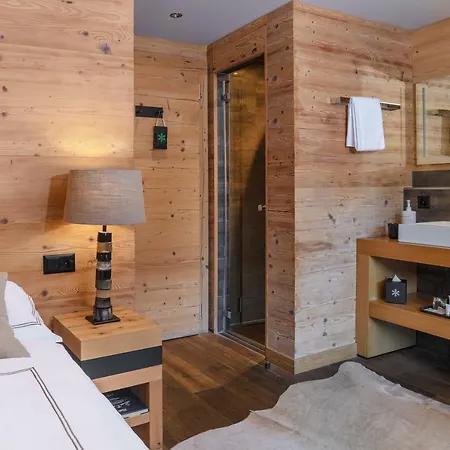 Otel Unique Post 4*