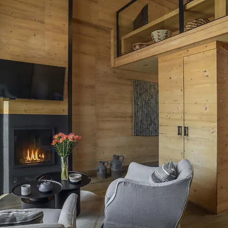 Unique Post Отель