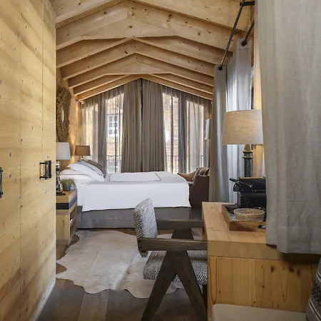 Unique Post Szálloda Zermatt