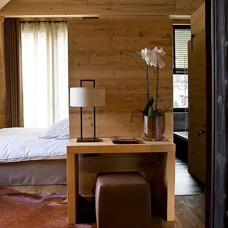 Otel Unique Post