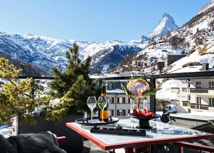 Unique Post Hotel 4*