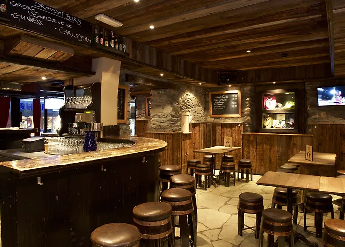 유니크 포스트 4* 체르마트