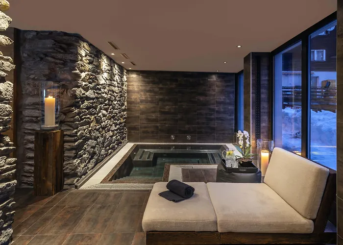 Hotel Unique Post 4*