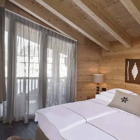 Hotel Unique Post 4*